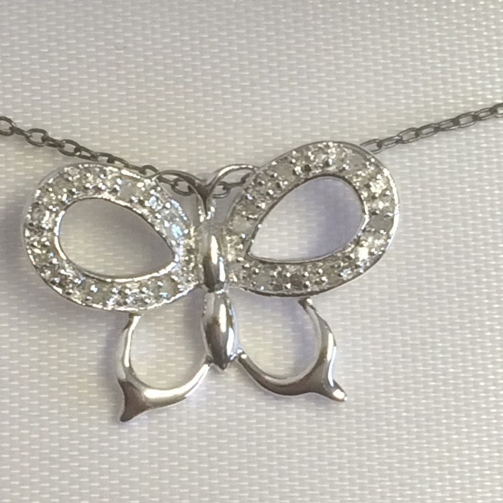 Sterling silver natural diamond butterfly necklace